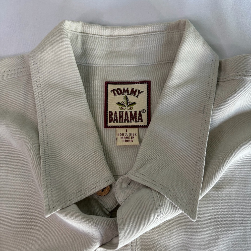 Tommy Bahama Light Beige Silk Shirt Button Down Long Sleeve Men’s Size Large